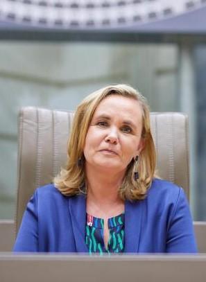 Liesbeth Homans